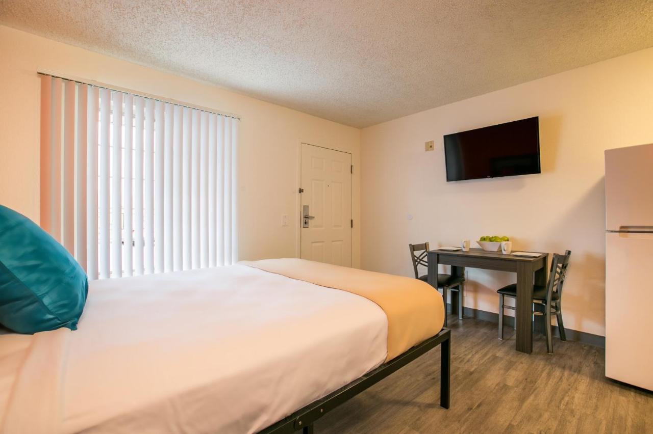 Апарт отель Siegel Select Albuquerque 2 Экстерьер фото